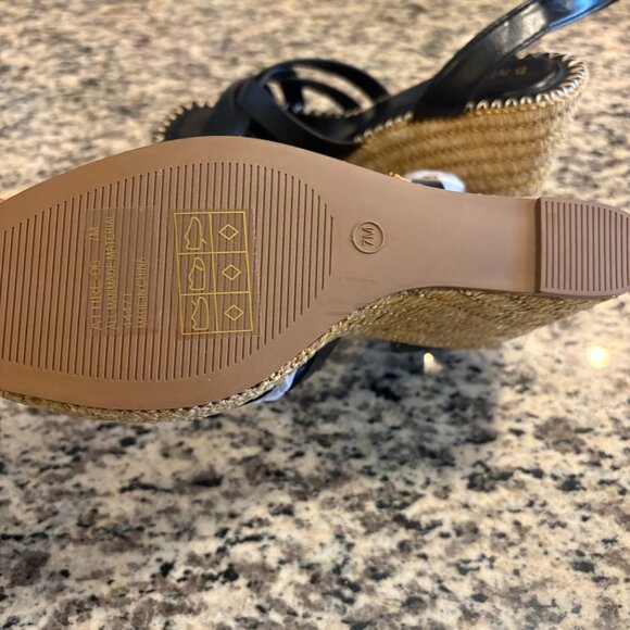 Fashion Nova Lottie Raffia Ankle Strap Platform Wedges Black | Size 7 New No Box - Picture 7 of 8